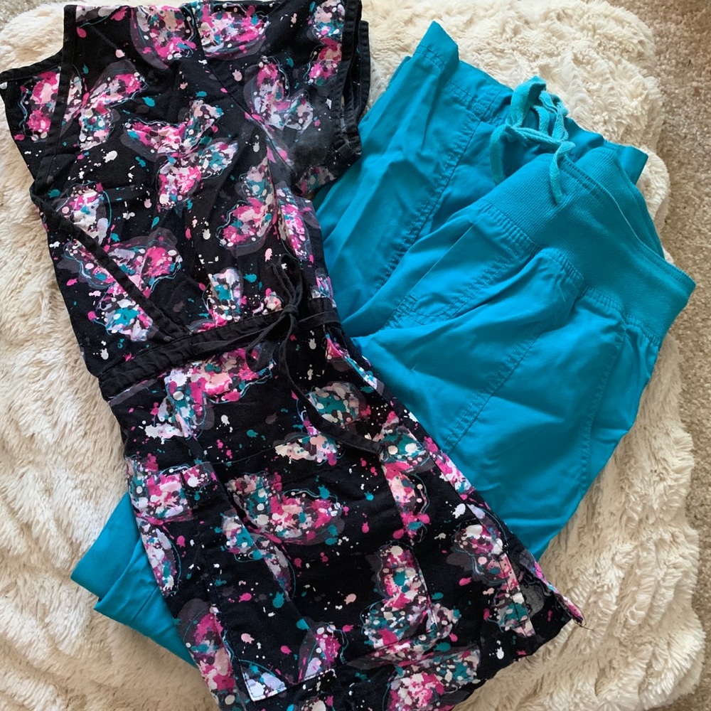 Colorful Butterfly Scrub Top Size XS